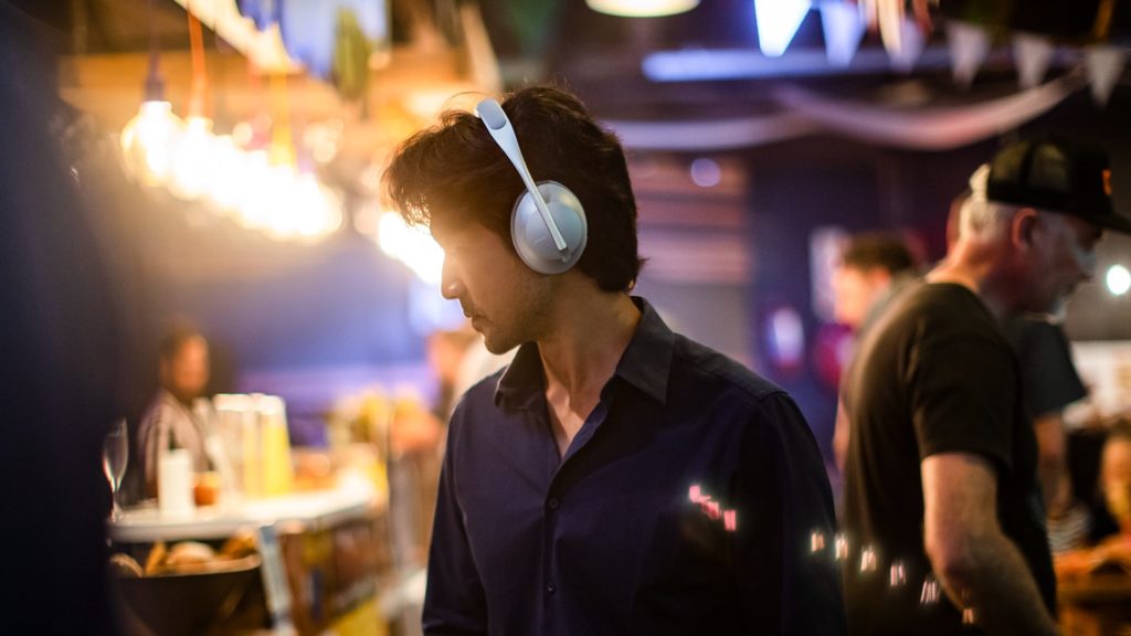 Casque Bose Headphones 700 // Source : Bose Casque Bose Headphones 700 // Source : Bose