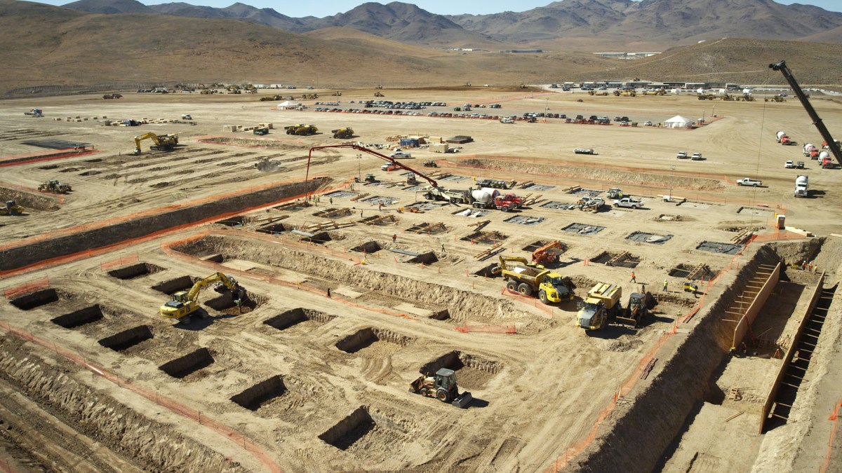 Tesla Gigafactory 1 // Source : Tesla