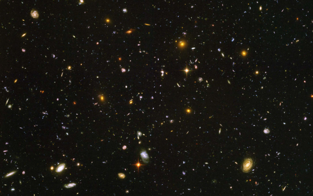 Le champ ultra-profond de Hubble. // Source : NASA, ESA, S. Beckwith (STScI) and the HUDF Team (photo recadrée)