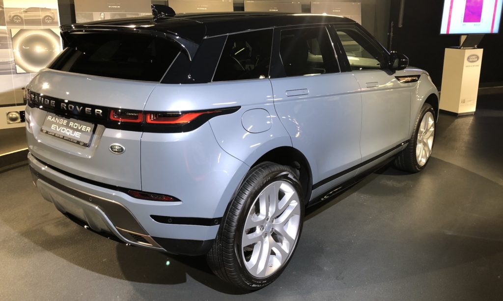 Arrière du Land Rover Range Rover Evoque // Source : Numerama