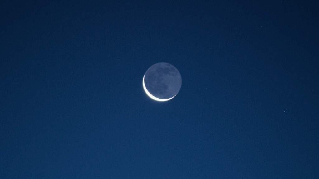 Etoile Pres De La Lune Octobre 2022 Éclipse solaire, étoiles filantes, Lune : que voir dans le ciel en