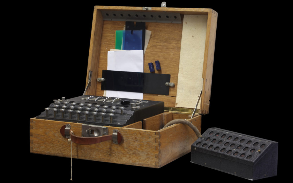 Une machine Enigma. // Source : Wikimedia/CC/Rama (photo recadrée)
