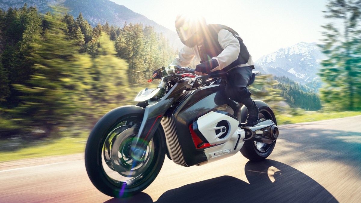 BMW Motorrad Vision DC Roadster concept  // Source : BMW