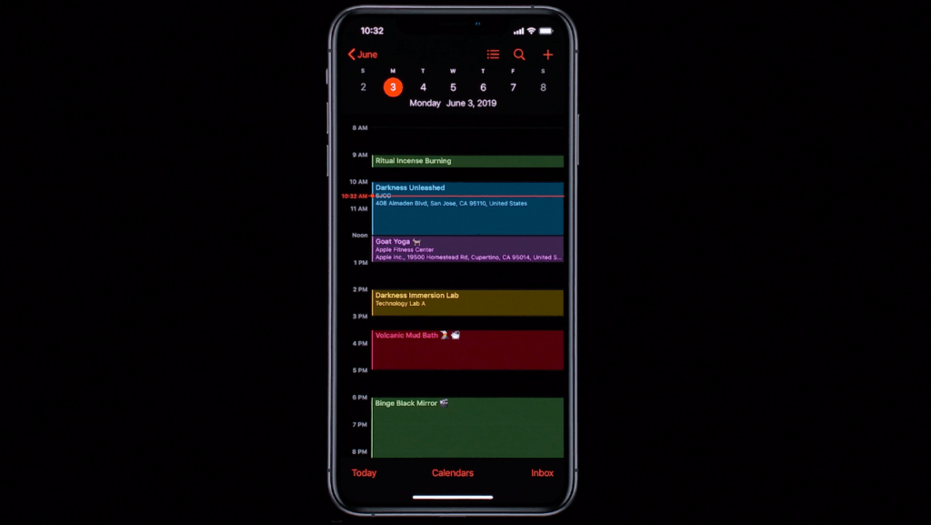 Le mode sombre sur iOS 13 // Source : Apple Events Le mode sombre sur iOS 13 // Source : Apple Events