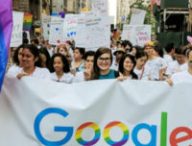 Le cortège Google lors d'une Pride en 2017. // Source : Google