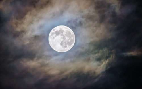 La Lune. // Source : Pixnio/CC0 Domaine public (photo recadrée)