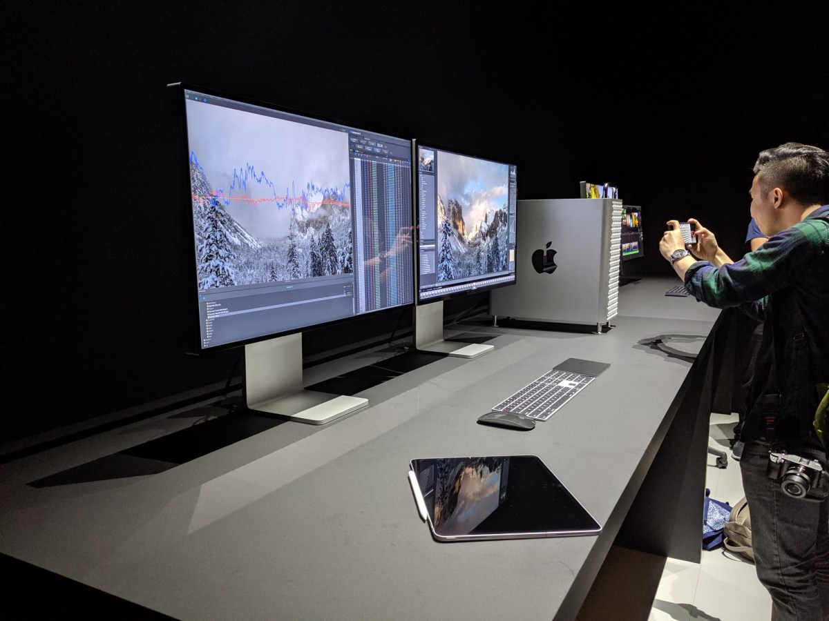 Mac Pro 2019 et Pro Display XDR // Source : Julien Cadot pour Numerama