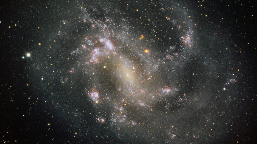 La galaxie NGC 4395. // Source : Wikimedia/CC/Giuseppe Donatiello (photo recadrée)