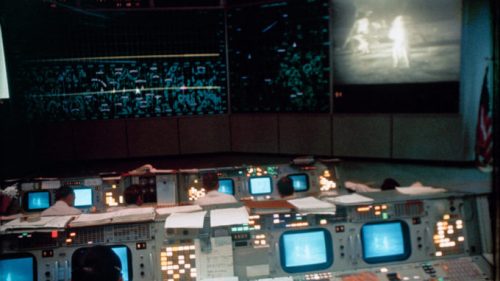 Le centre de contrôle de mission en 1969. // Source : Flickr/CC/Nasa Johnson (photo recadrée)