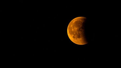 Une éclipse partielle de Lune. // Source : Max Pixel/CC0 Domaine public