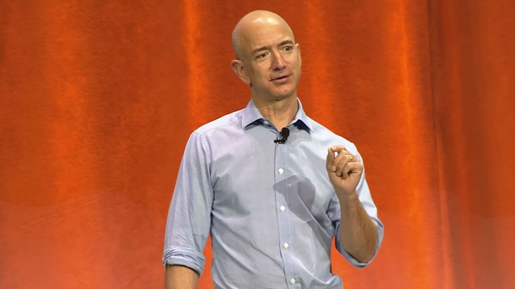 Jeff Bezos le patron d'Amazon // Source : Youtube/Amazon