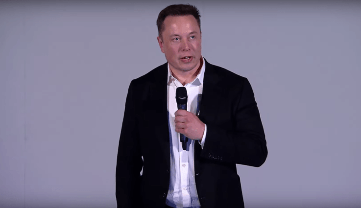 Elon Musk lors de sa présentation de Neuralink, ce 16 juillet 2019. // Source : Capture Youtube / Neuralink