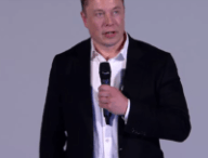 Elon Musk lors de sa présentation de Neuralink, ce 16 juillet 2019. // Source : Capture Youtube / Neuralink