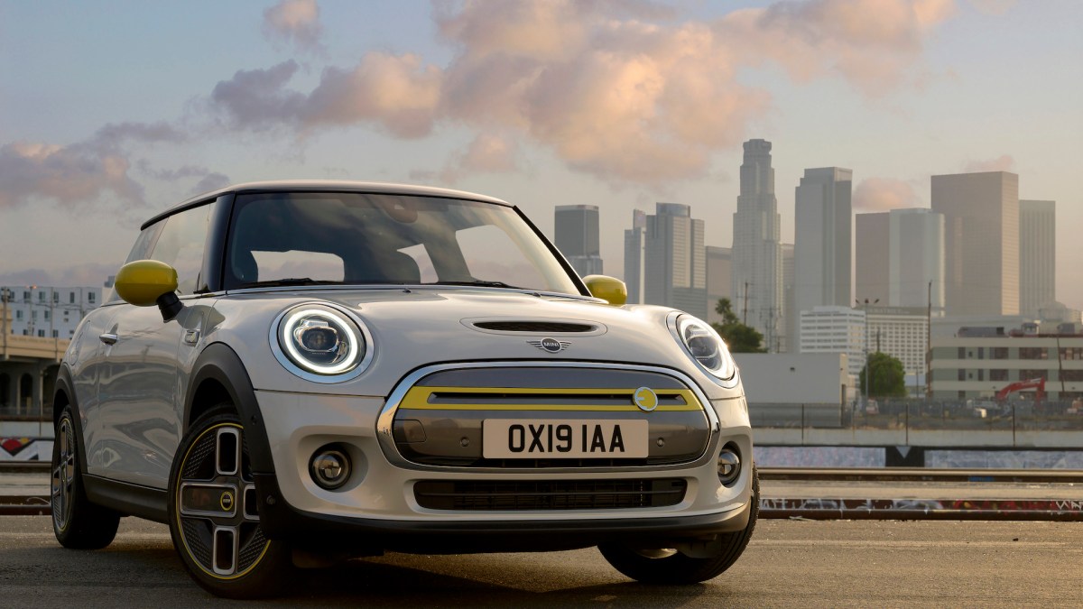 Mini Cooper SE // Source : Groupe BMW