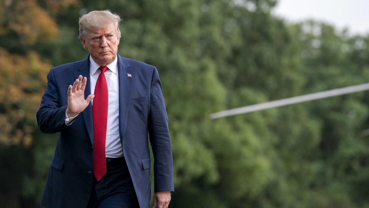 Donald Trump, de retour d'une visite au Kentucky, en août 2019. // Source : Tia Dufour