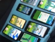 Pokémon Go sur huit téléphones // Source : Twitter Rick Johnson