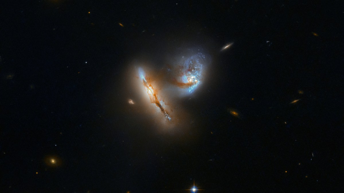 ESA/Hubble & NASA, A. Evans