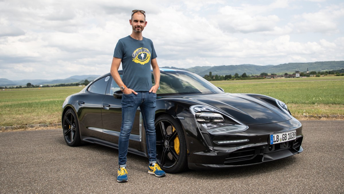 Porsche Taycan // Source : Porsche 