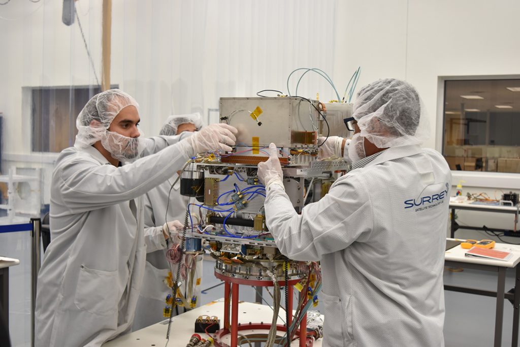 L'horloge atomique pour l'espace lointain, développée dans les laboratoires de la Nasa, au  Jet Propulsion Laboratory en Californie. // Source : General Atomics Electromagnetic Systems 