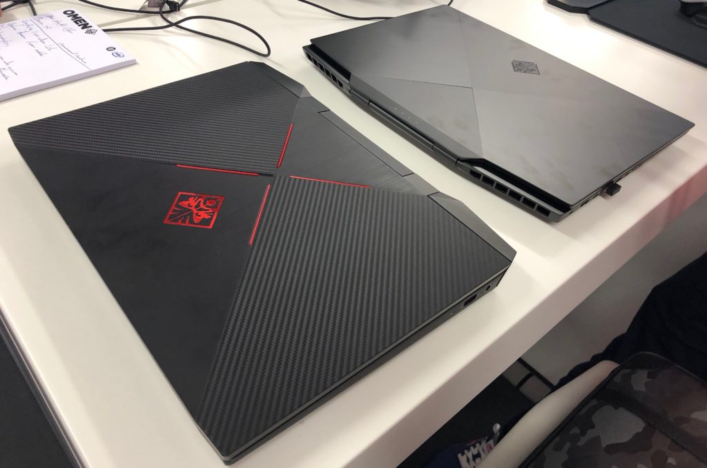 Deux ordinateurs gaming de Omen by HP // Source : Numerama