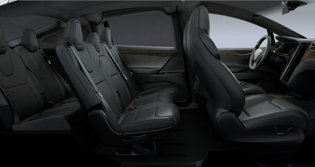 Intérieur d'une Model X avec sept sièges // Source : Tesla Intérieur d'une Model X avec sept sièges // Source : Tesla