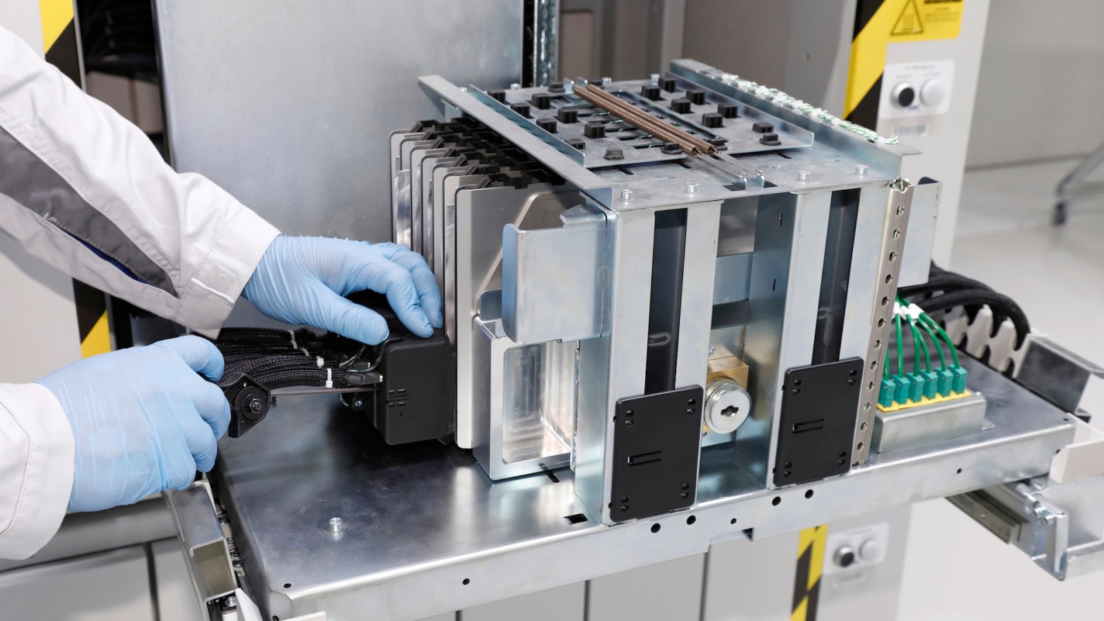Volkswagen se lance dans la production de batteries pour ses voitures électriques - Numerama