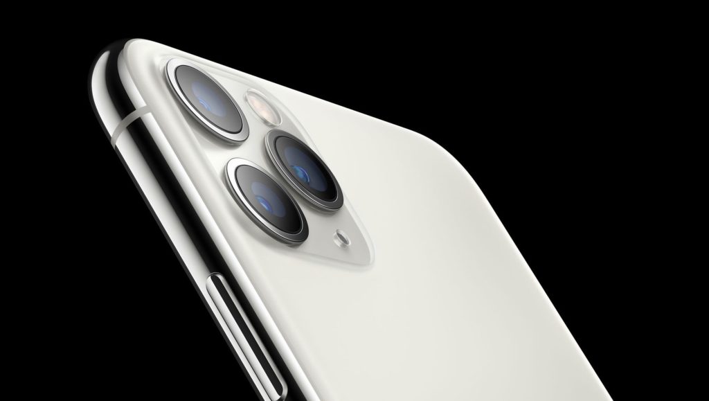 iPhone 11 Pro // Source : Apple iPhone 11 Pro // Source : Apple