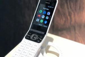 Nokia 2720 Flip // Source : Numerama