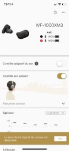 Application des écouteurs WF-1000XM3 // Source : Numerama Application des écouteurs WF-1000XM3 // Source : Numerama