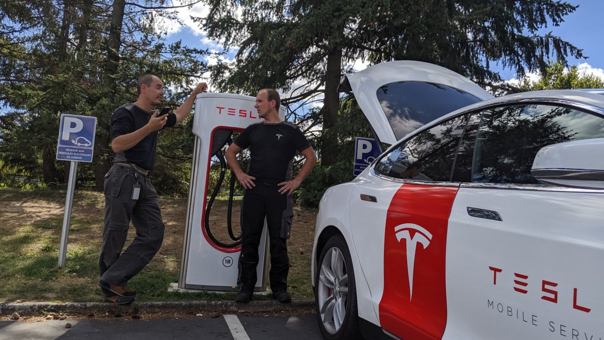 Hasard du calendrier, le technicien Superchargeurs était aussi à Orléans // Source : Numerama