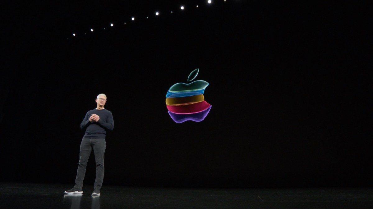 Tim Cook au keynote 2019 // Source : Apple