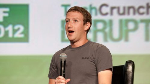 Mark Zuckerberg lors d'une conférence. // Source : Wikicommons