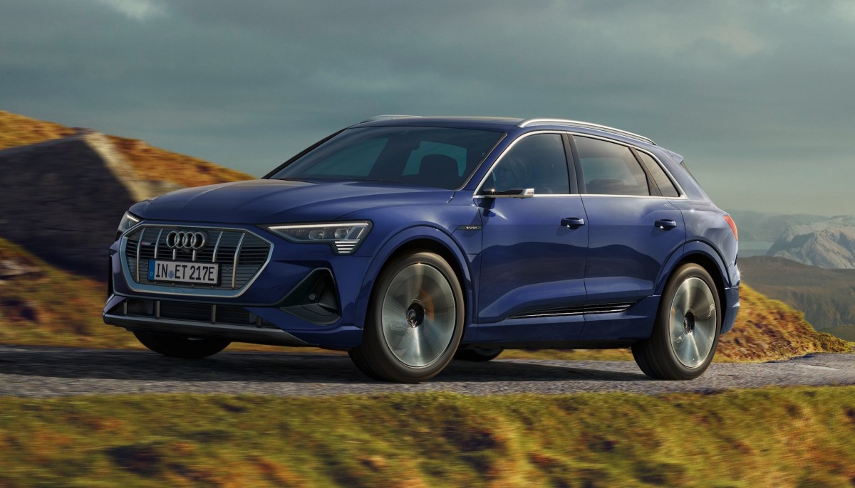 Audi e-tron avec pack S Line // Source : Audi