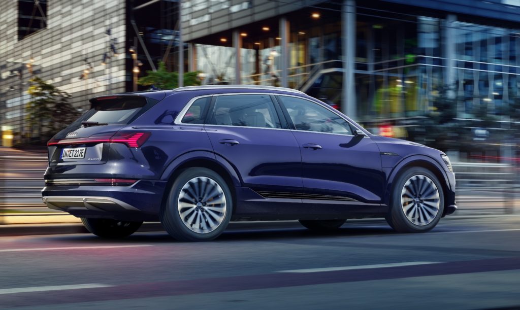 Audi e-tron avec pack S Line // Source : Audi Audi e-tron avec pack S Line // Source : Audi