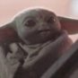 Le "bébé Yoda" dans The Mandalorian // Source : Disney+