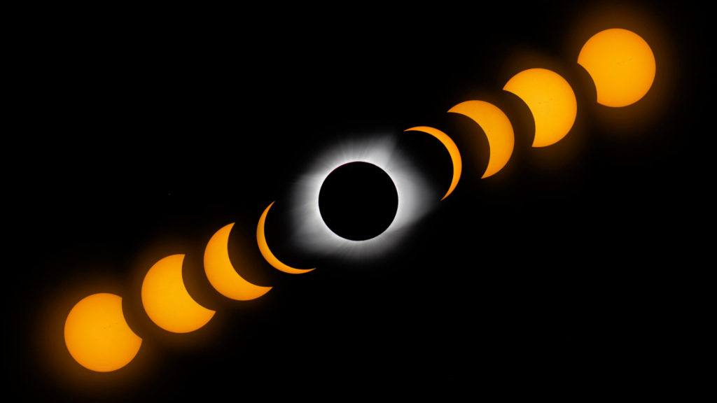 Les étapes d'une éclipse de Soleil totale. // Source : Flickr/CC/Jeff Geerling (photo recadrée)