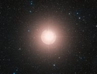 Bételgeuse. // Source : Wikimedia/CC/ESO/Digitized Sky Survey 2 (photo recadrée)