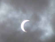 L'éclipse du 26 décembre 2019. // Source : Flickr/CC/kizwan chronos (photo recadrée)