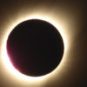 L'éclipse solaire du 2 juillet 2019. // Source : Wikimedia/CC/Majolobe (photo recadrée)