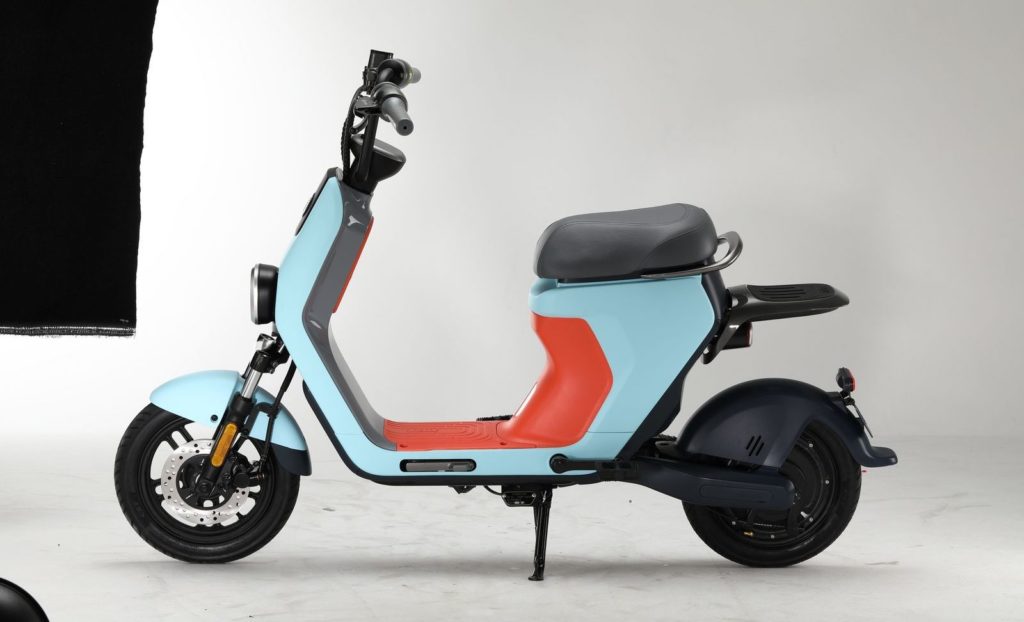 Le moped de Segway-Ninebot Le moped de Segway-Ninebot