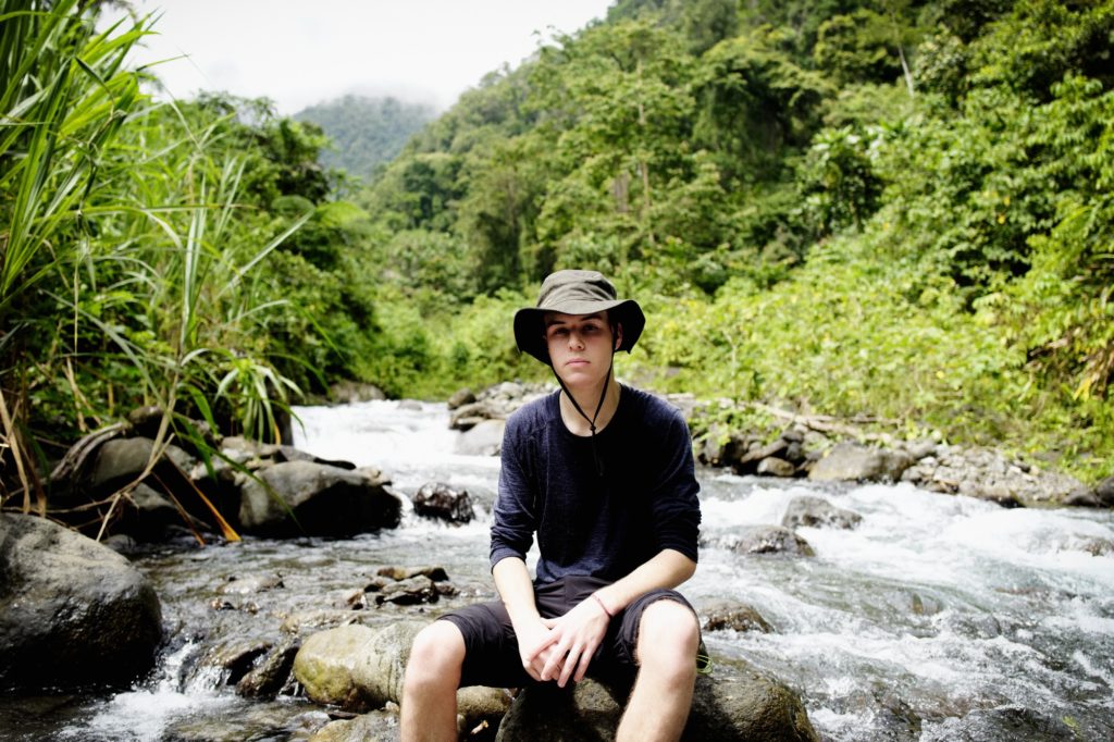 Le youtubeur Seb la Frite s'est rendu en Papouasie, dans une région encore inexplorée. // Source : Francis Leduc