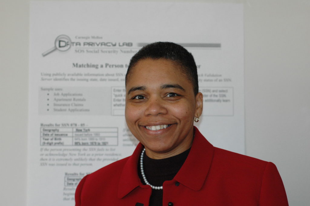 Photo de l'informaticienne Latanya Sweeney Photo de l'informaticienne Latanya Sweeney