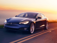 Tesla Model S // Source : Tesla 