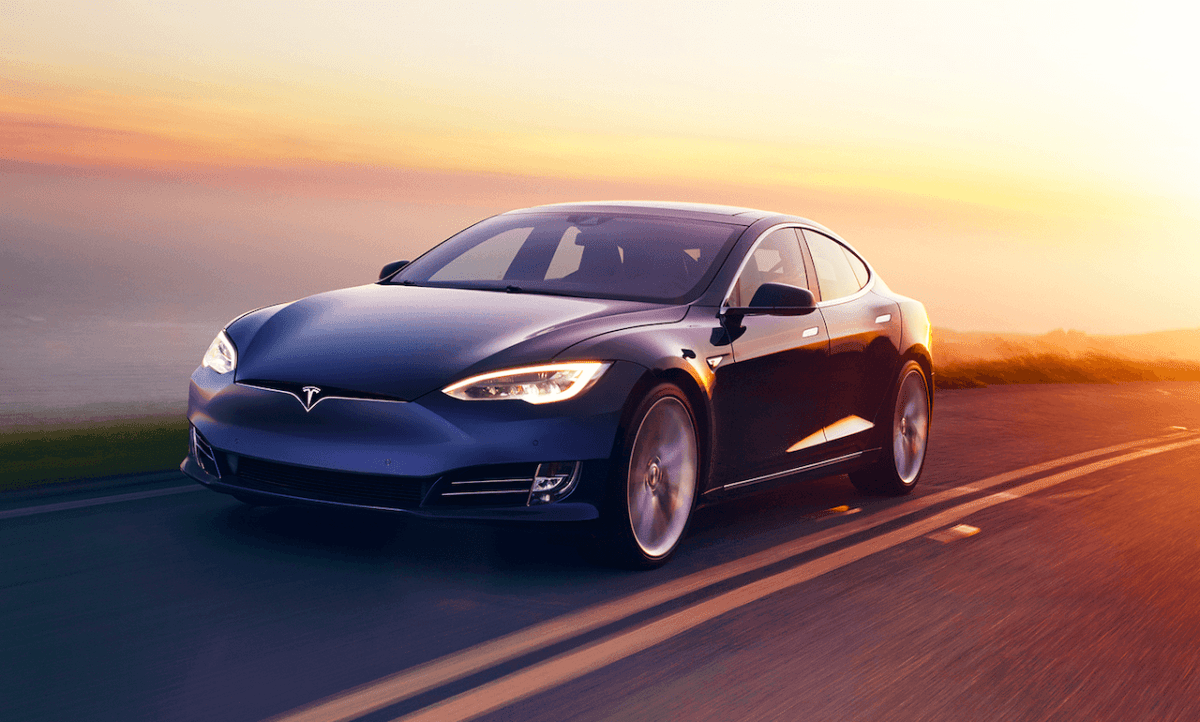 Tesla Model S // Source : Tesla 