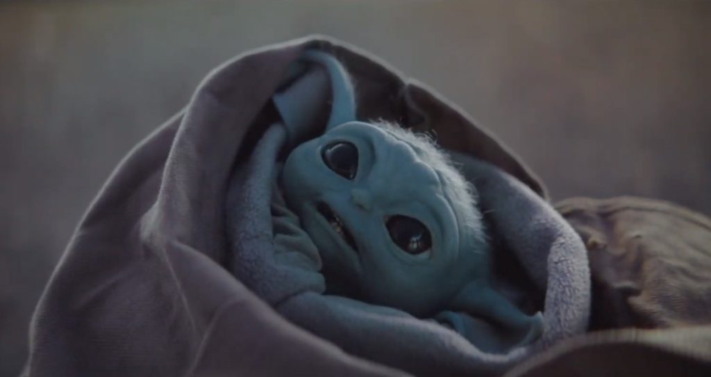 Baby Yoda dans The Mandalorian // Source : Disney+/ Capture d'écran YouTube