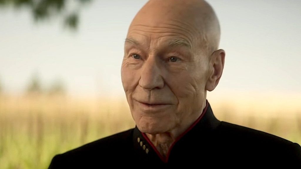 Jean-Luc Picard est plus âgé, mais il n'a pas tant que cela changé, au contraire. // Source : CBS / Amazon Prime