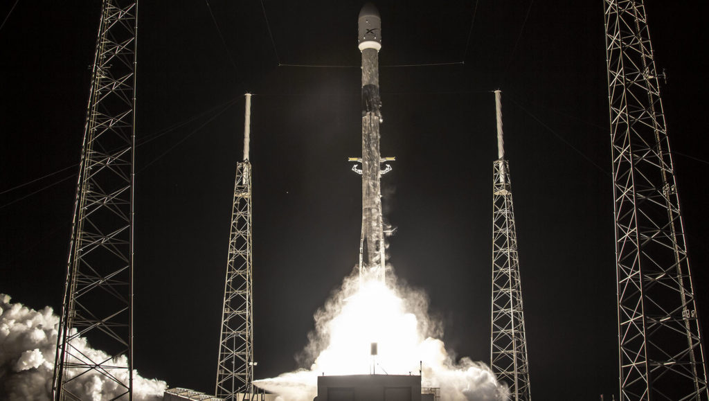 Starlink fusée lanceur Falcon 9