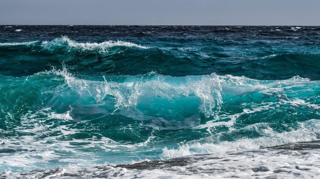 L'océan mondial recouvre 70,8 % de la surface du globe. C'est un volume conséquent et la moindre augmentation a des impacts profonds. // Source : Pixabay