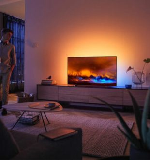 Le téléviseur Philips OLED 804 en situation // Source : Philips 