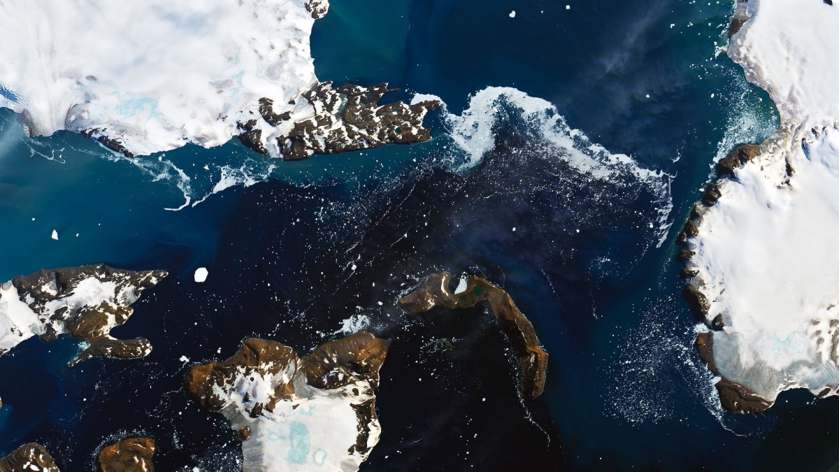 Joshua Stevens/Landsat/USGS